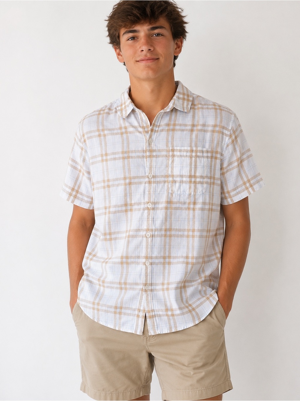 American Eagle Tan and White Men’s Plaid short sleeve Shirt Size Medium